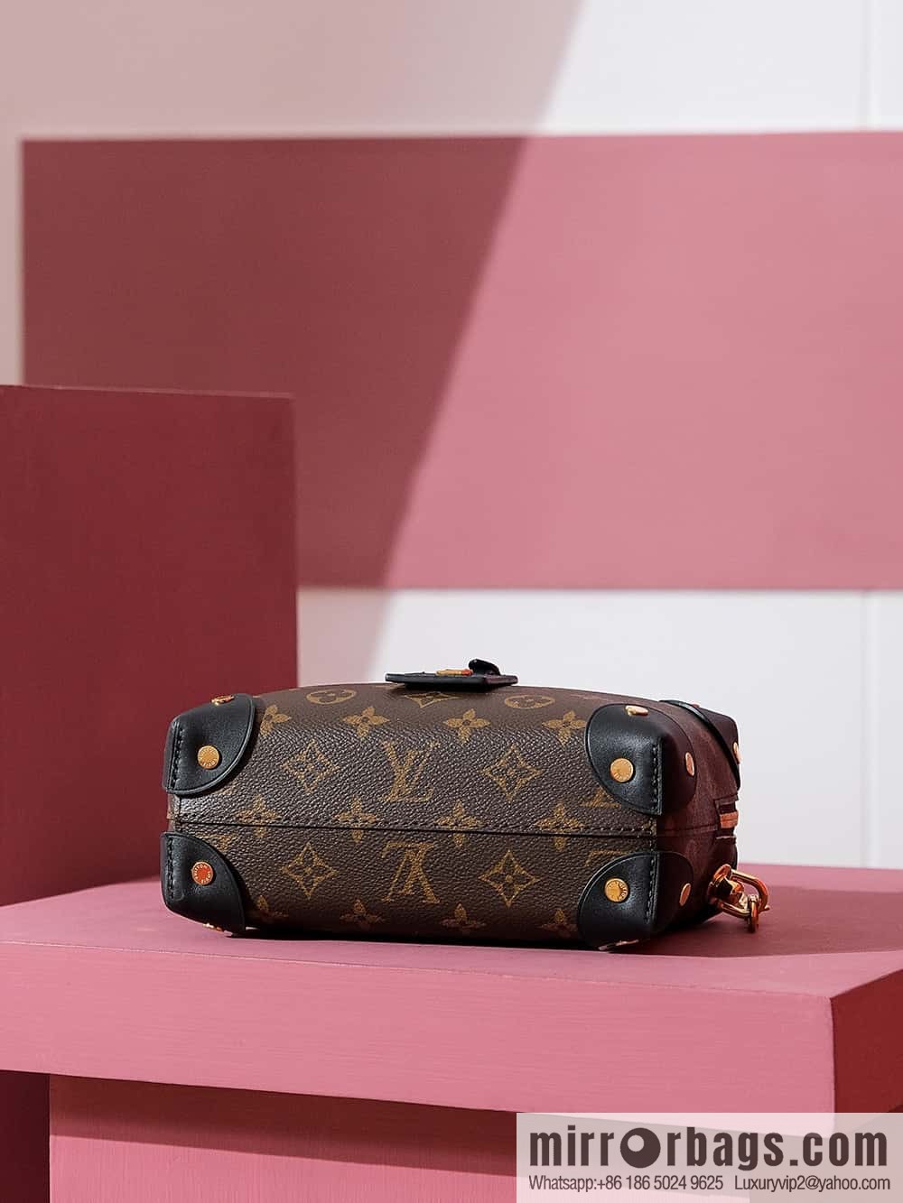 LV M45571 Petite Malle Souple Bag