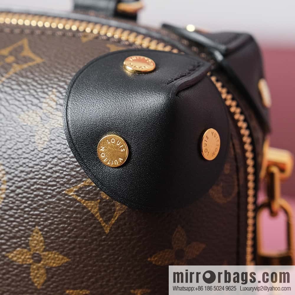 LV M45571 Petite Malle Souple Bag