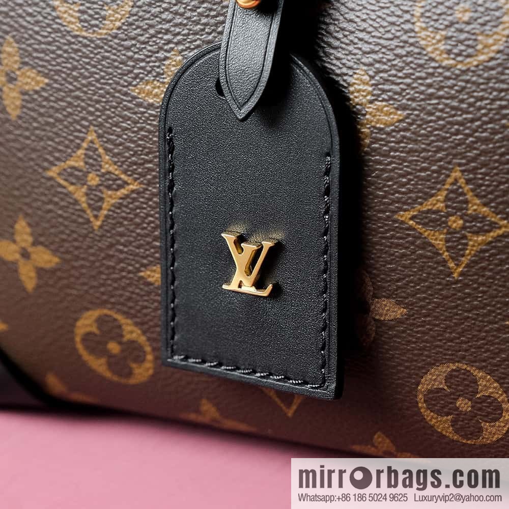 LV M45571 Petite Malle Souple Bag