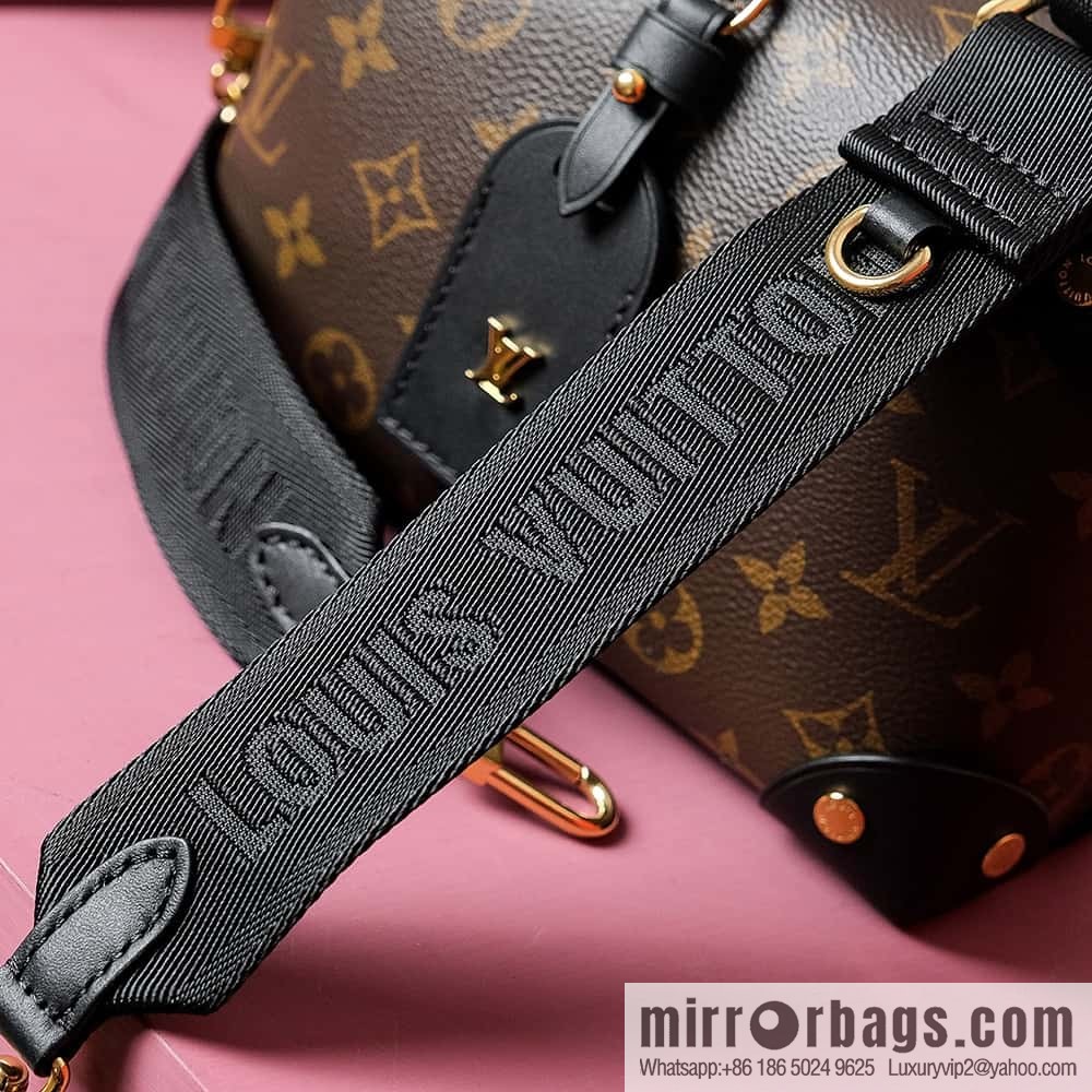 LV M45571 Petite Malle Souple Bag