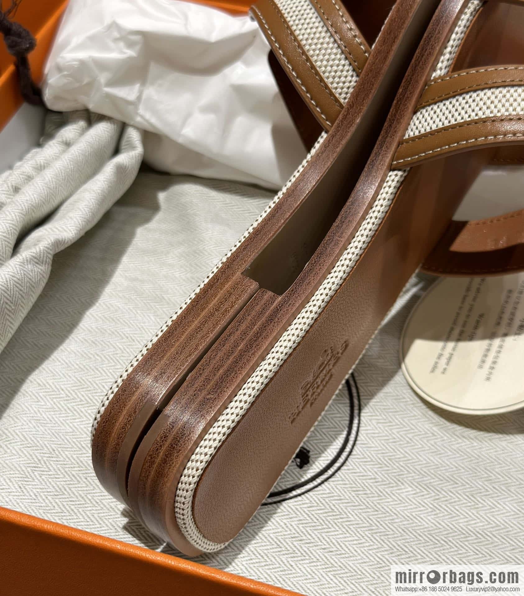Hermes Hermes, canvas leather H slippers