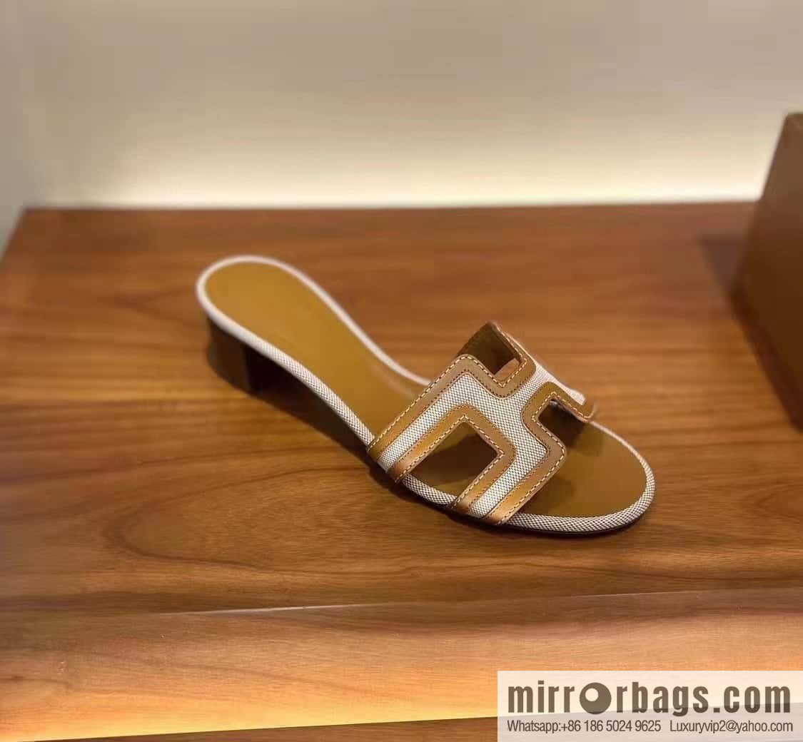 Hermes Hermes, canvas leather, high heels