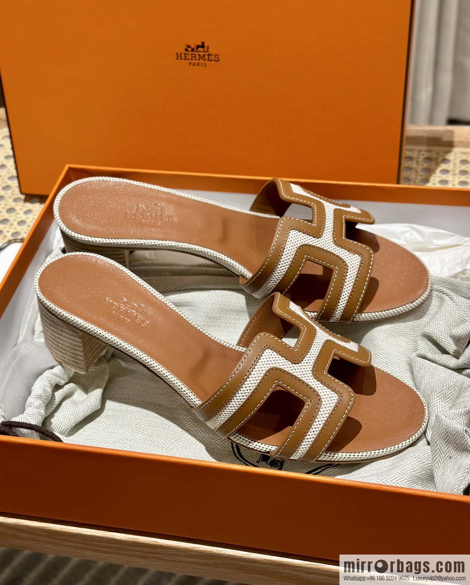 Hermes Hermes, canvas leather, high heels