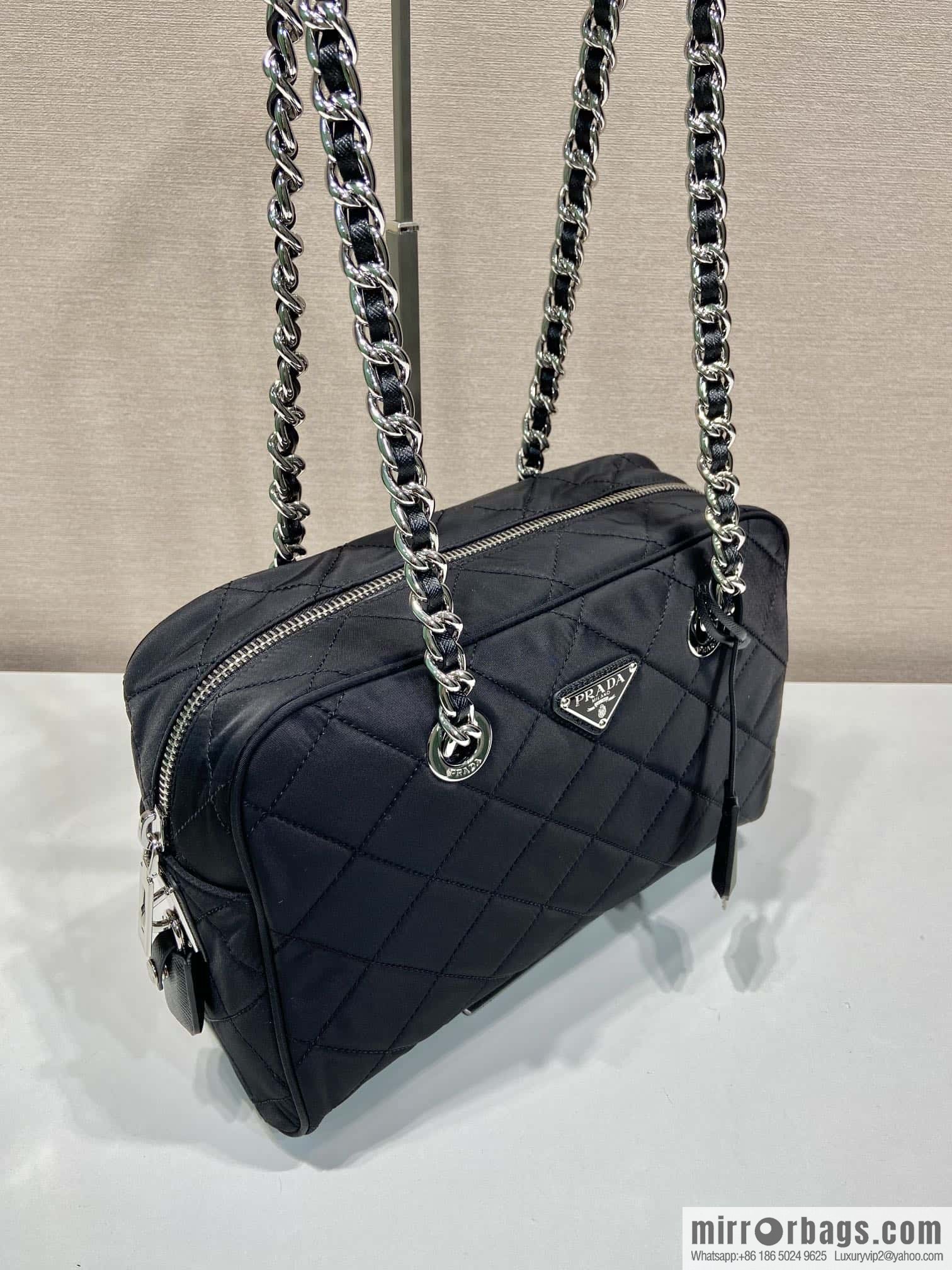 PRADA Prada imported nylon fabric, medieval camera bag 🎉 1BD641 large