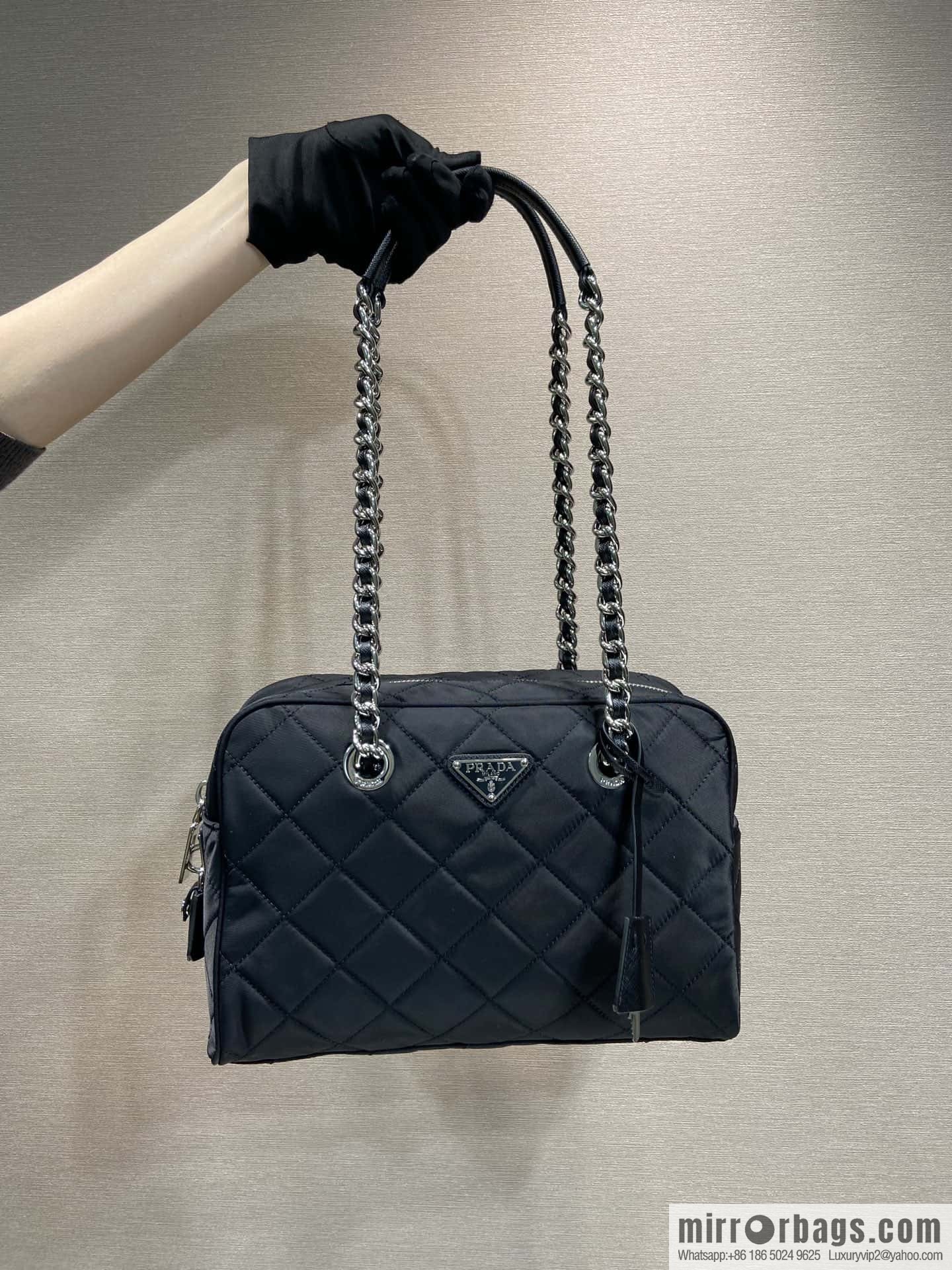 PRADA Prada imported nylon fabric, medieval camera bag 🎉 1BD641 large