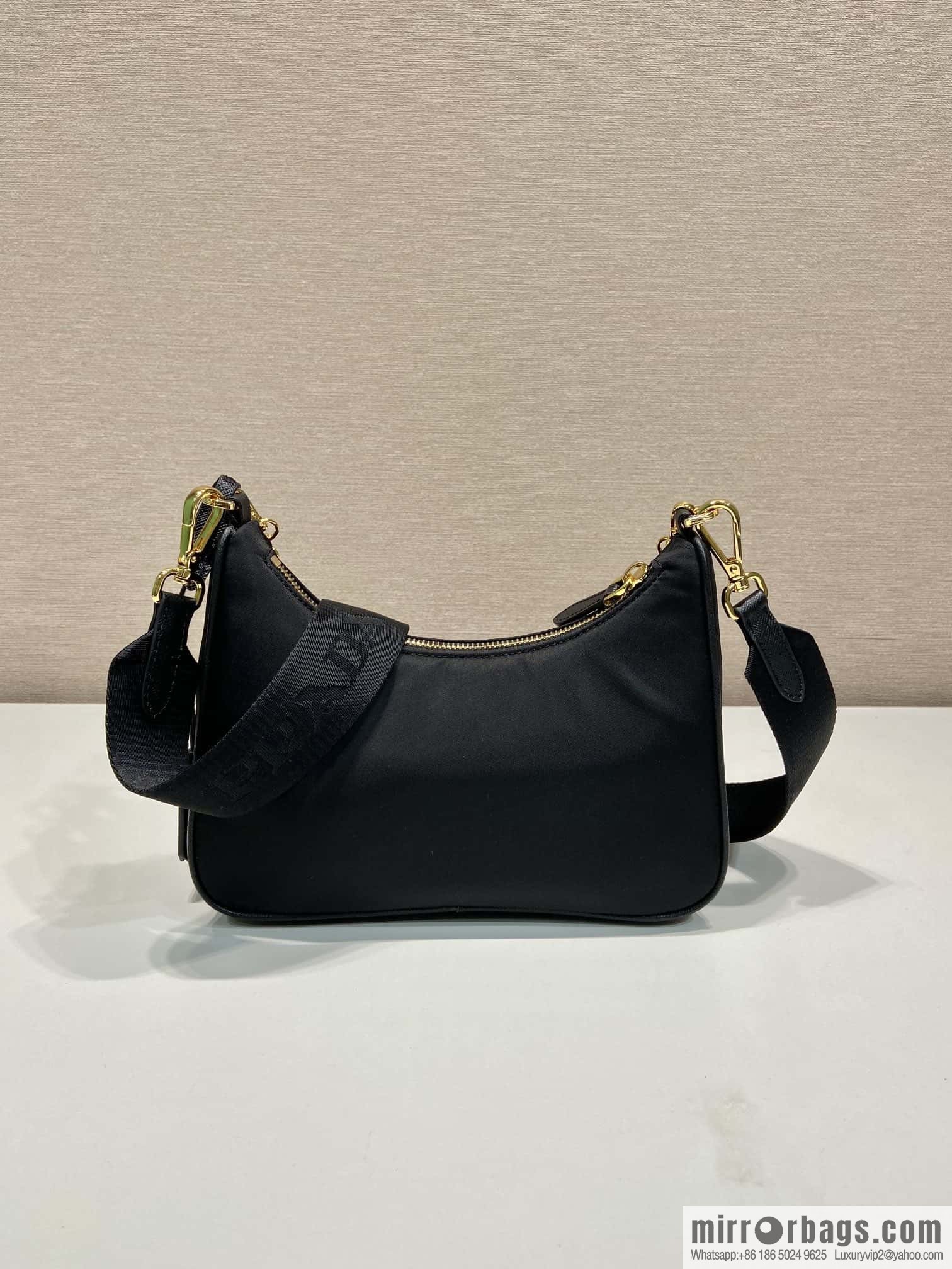 PRADA Prada nylon Hobo tote/armpit bag 1BH204 gold hardware
