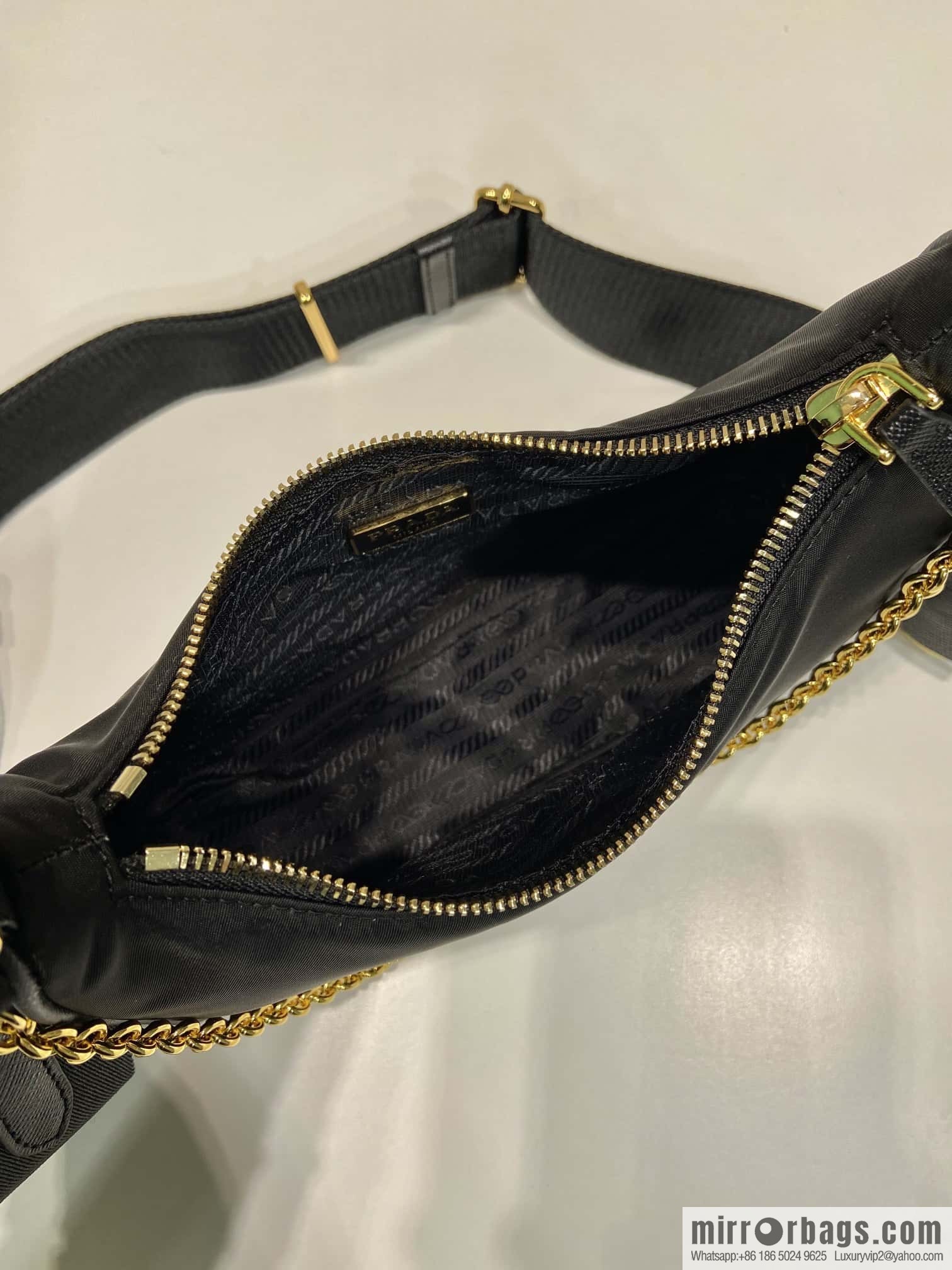PRADA Prada nylon Hobo tote/armpit bag 1BH204 gold hardware