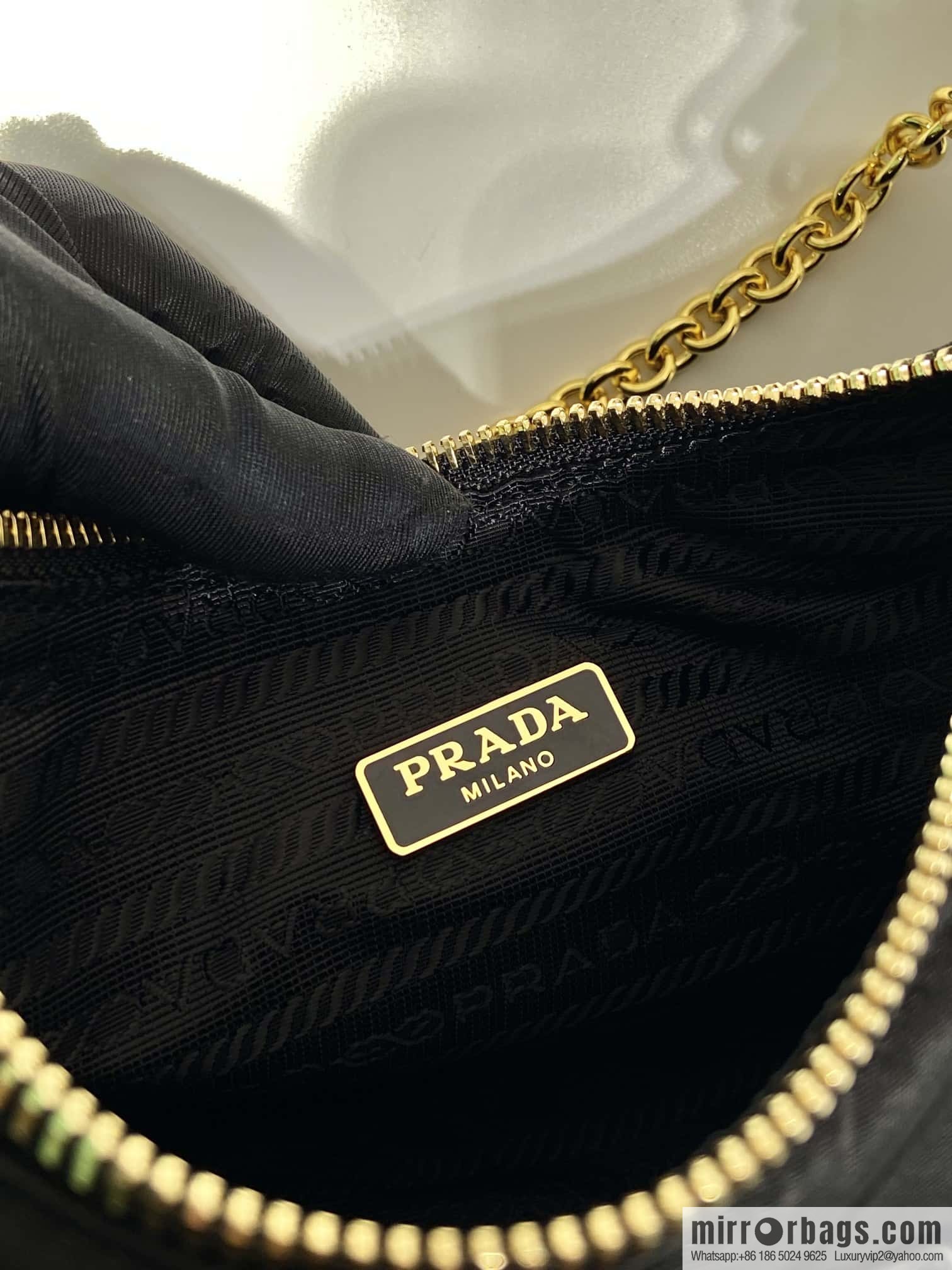 PRADA Prada nylon Hobo tote/armpit bag 1BH204 gold hardware