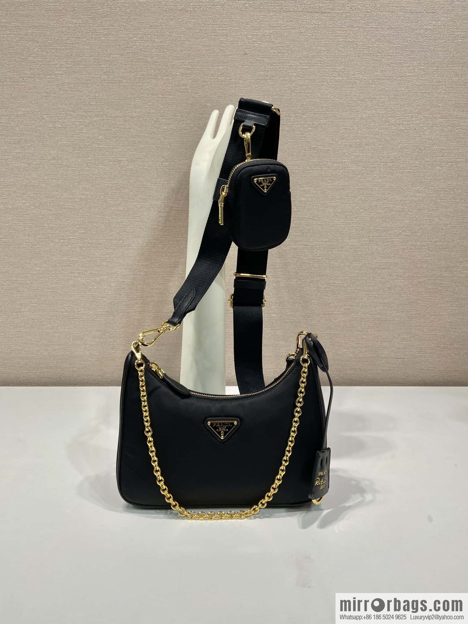 PRADA Prada nylon Hobo tote/armpit bag 1BH204 gold hardware
