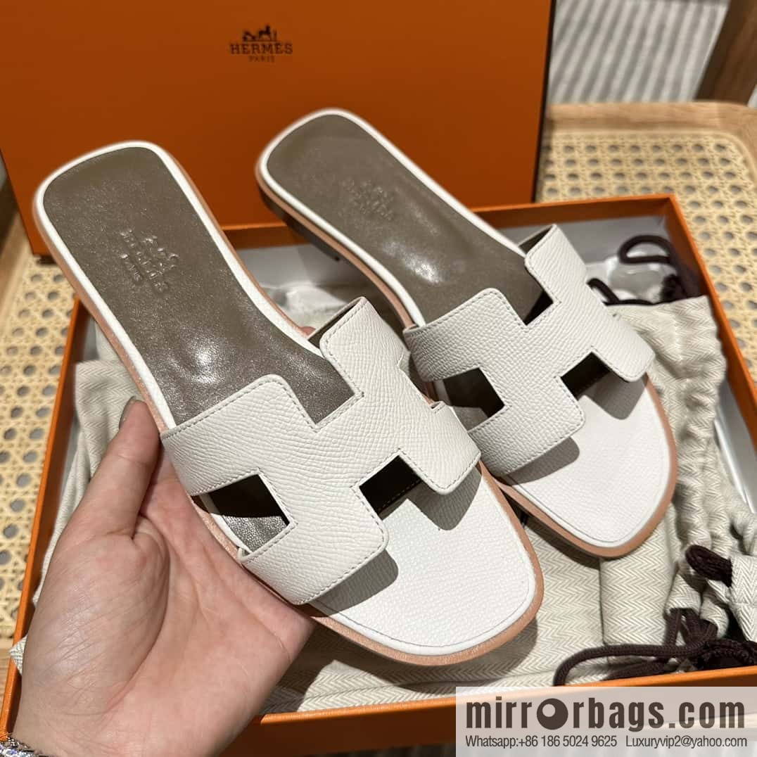 Hermes, classic slippers.