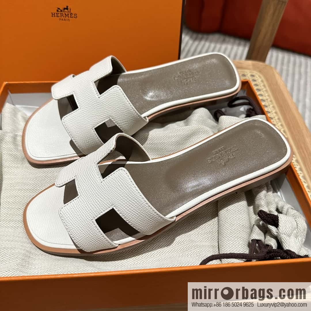 Hermes, classic slippers.