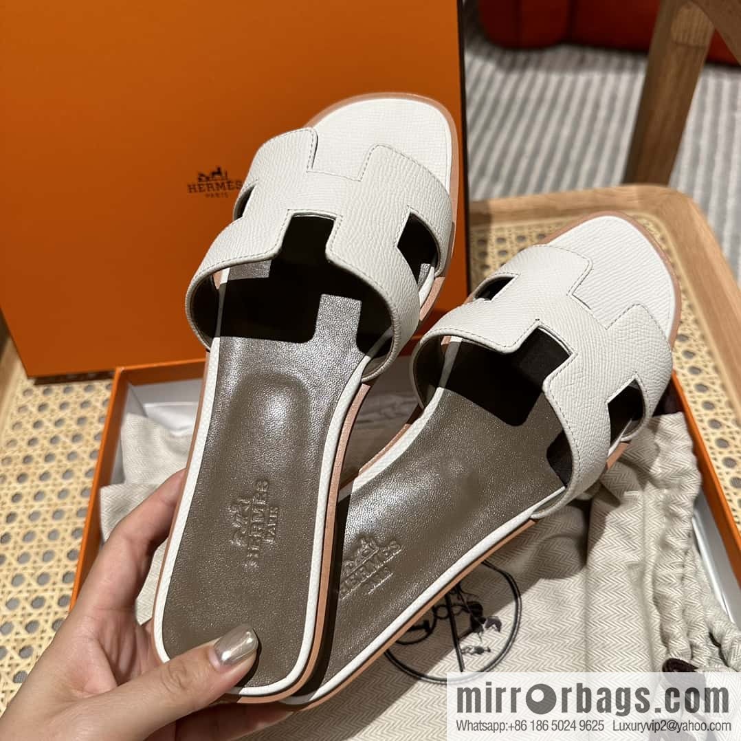 Hermes, classic slippers.