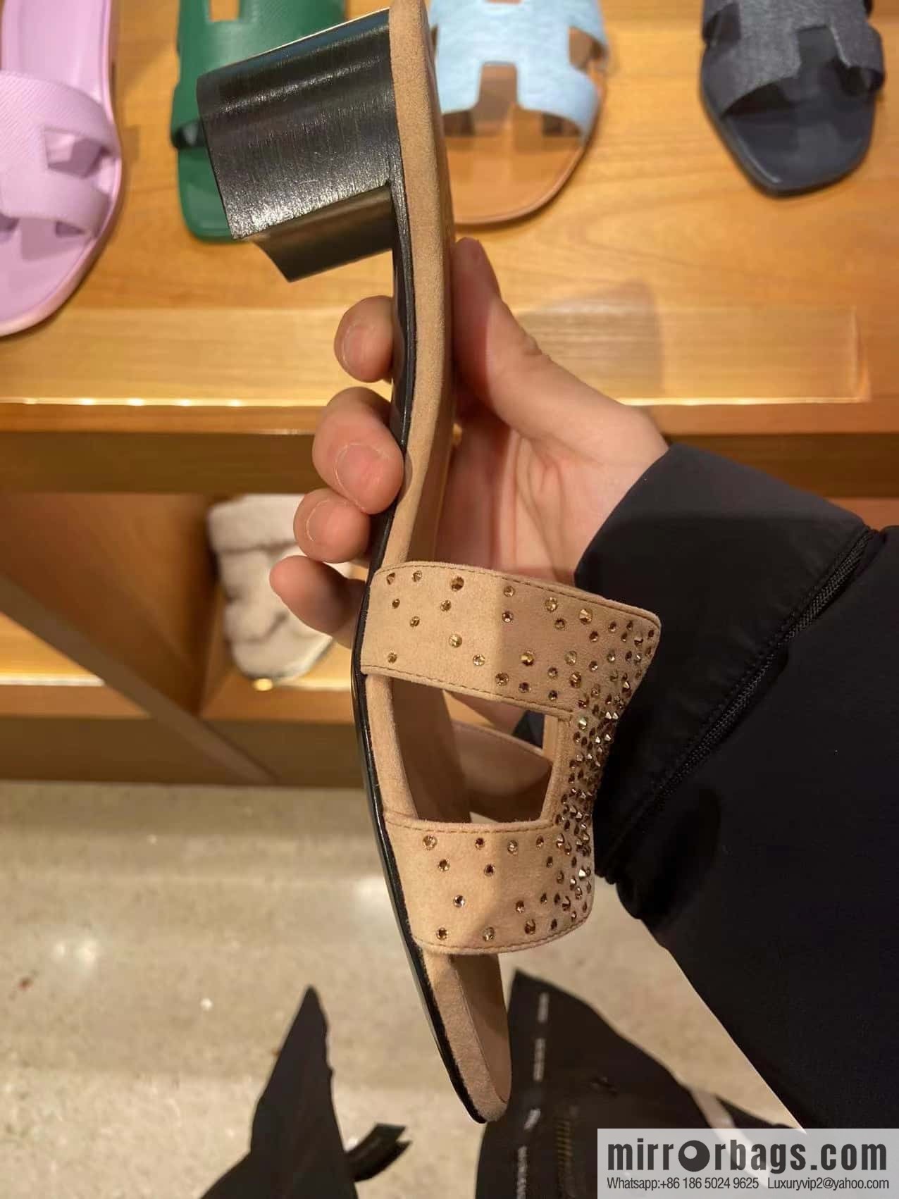 Hermes, the classic new diamond-faced H slippers.
