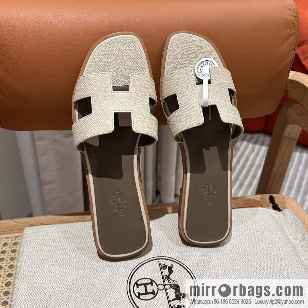 Hermes, classic slippers.