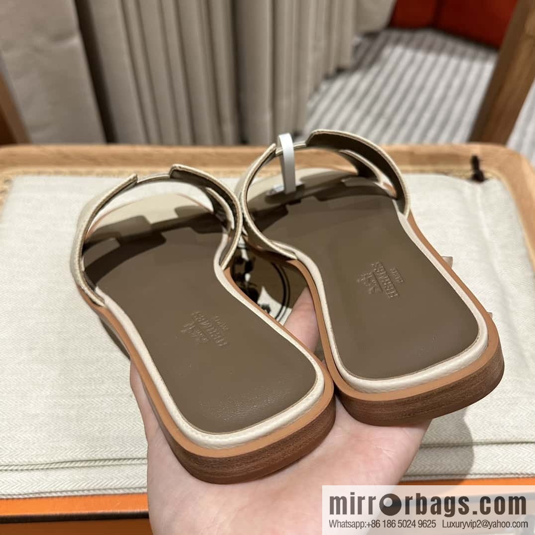 Hermes, classic slippers.