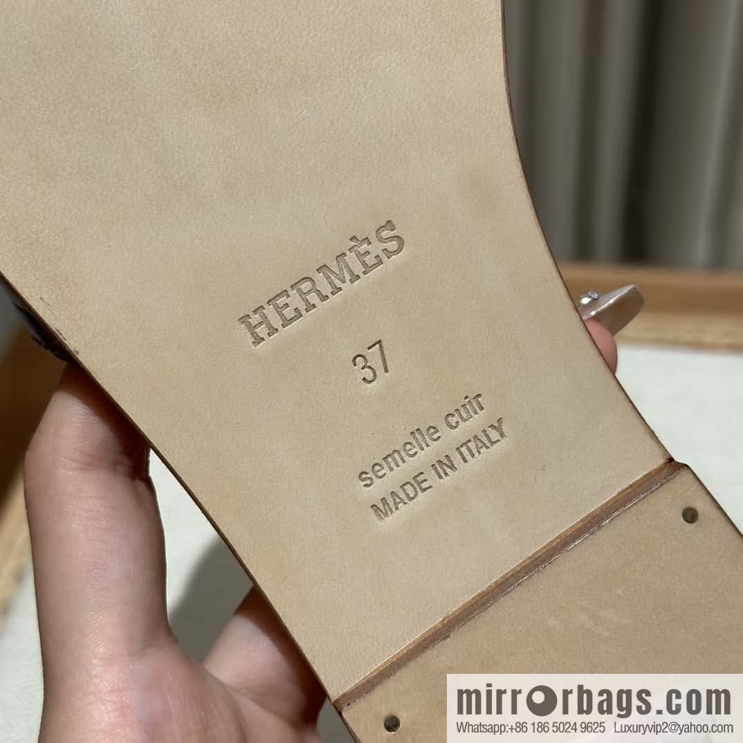 Hermès Crocodile 🐊 slippers