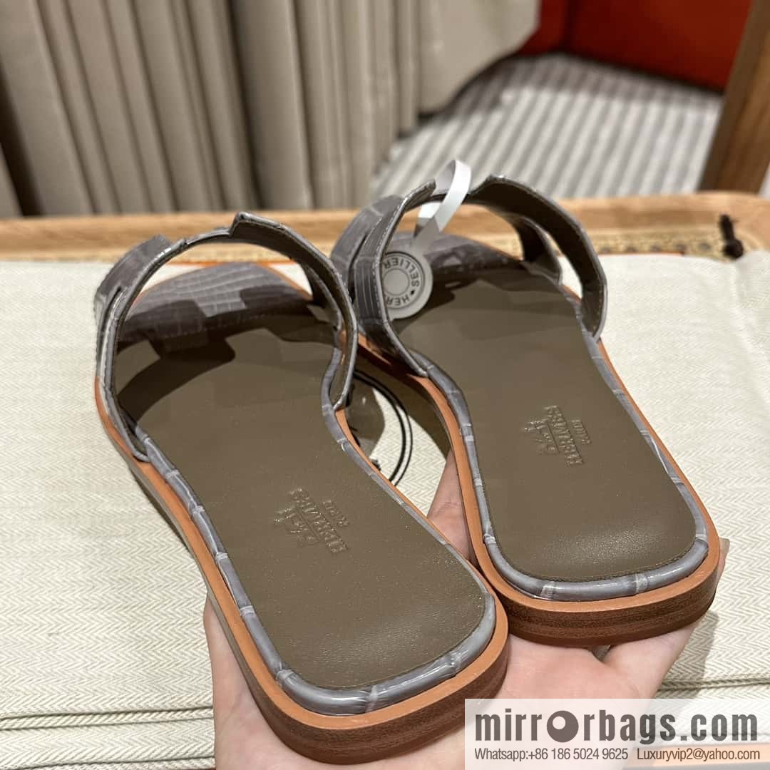 Hermès Crocodile 🐊 slippers