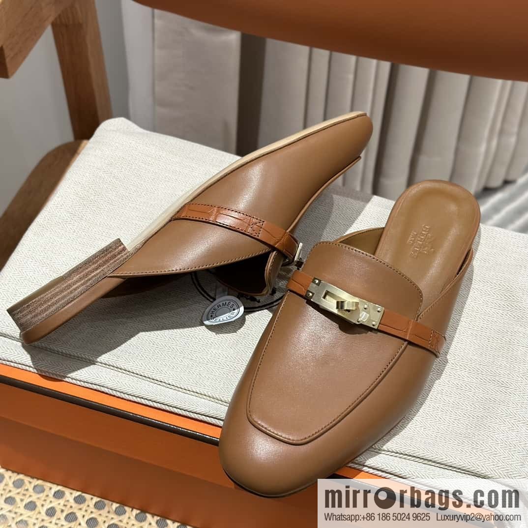 Hermès H's early spring new kelly buckle half drag
