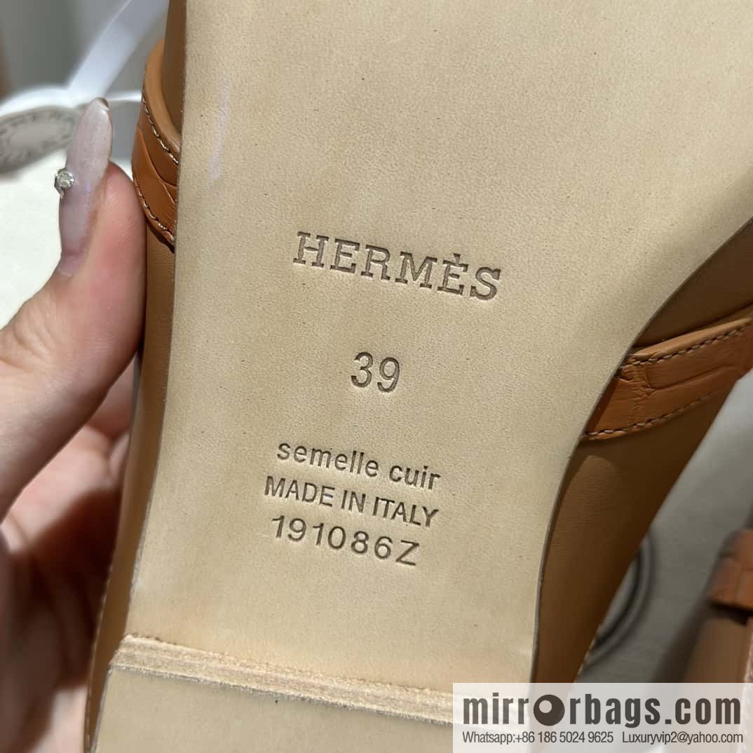 Hermès H's early spring new kelly buckle half drag