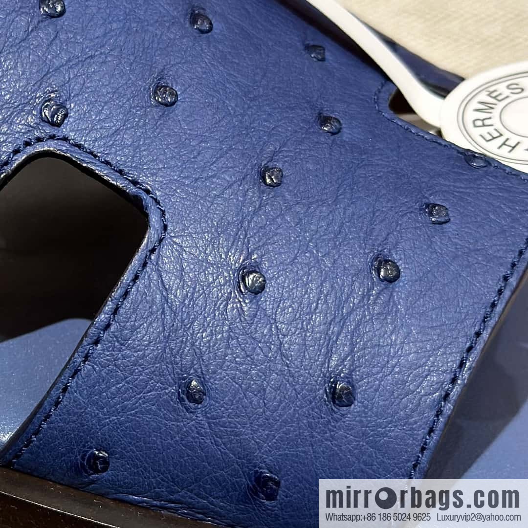 Hermès, ostrich skin H classic half drag