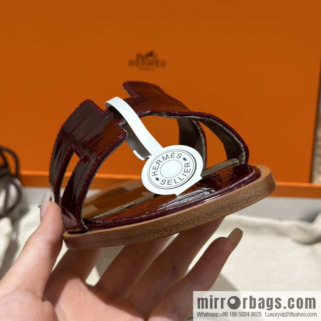 Hermès Classic H Tow Alligator Leather