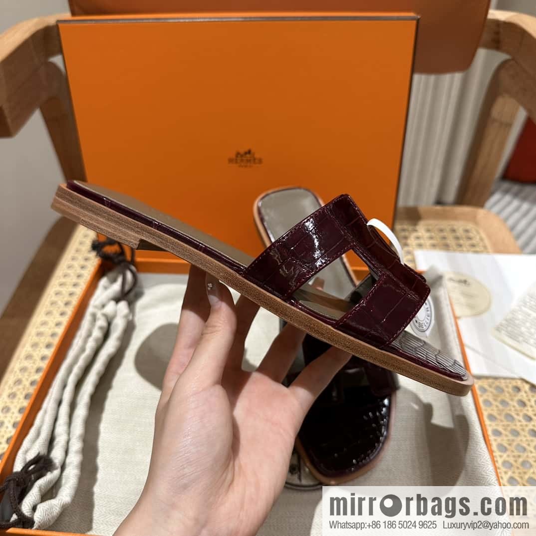 Hermès Classic H Tow Alligator Leather