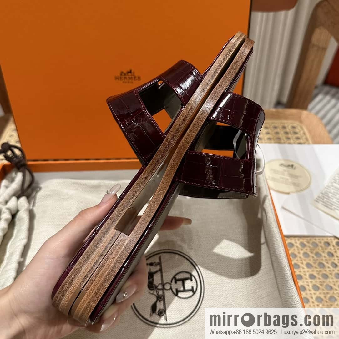 Hermès Classic H Tow Alligator Leather