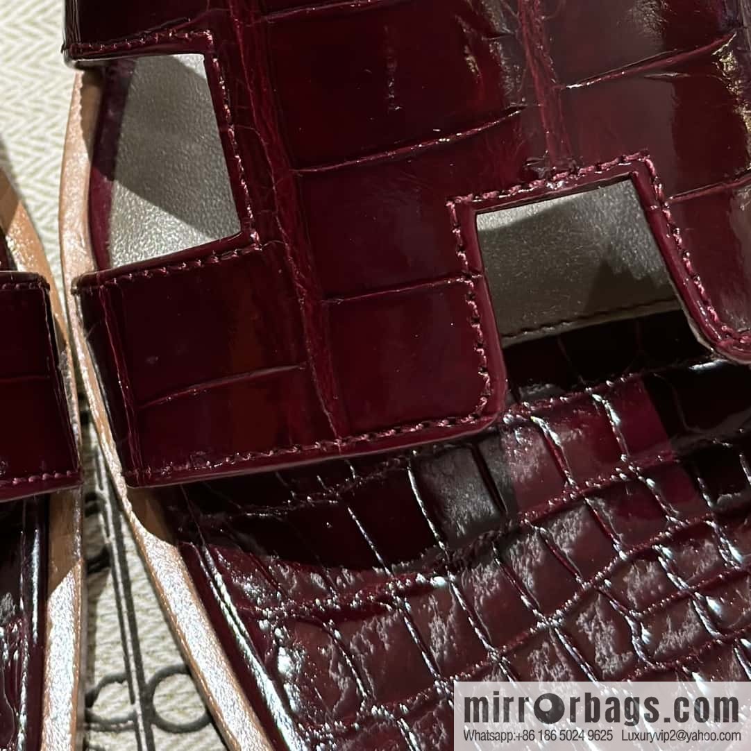 Hermès Classic H Tow Alligator Leather
