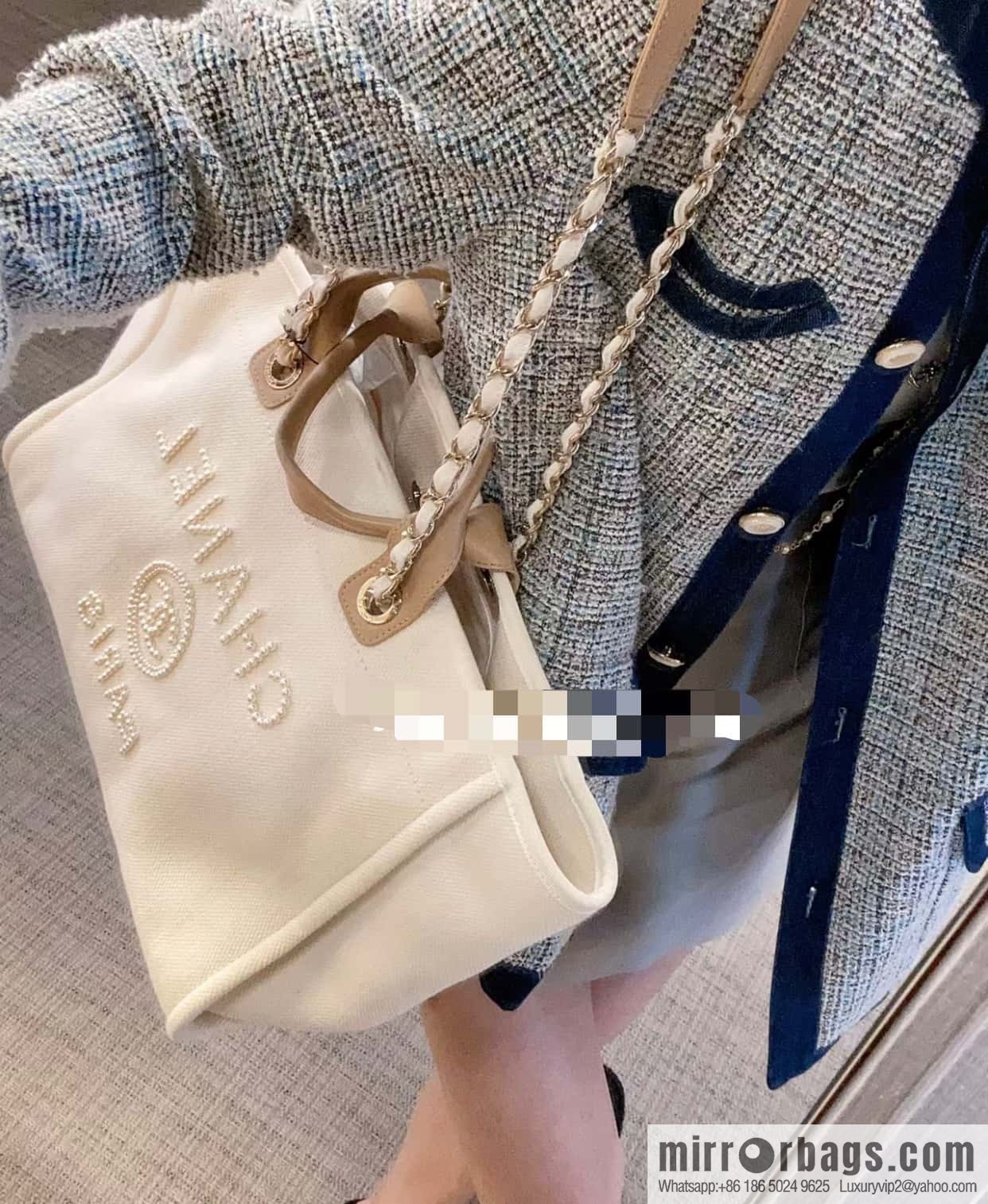 CHANEL pearl logo annual most beautiful embroidery beach bag A66941