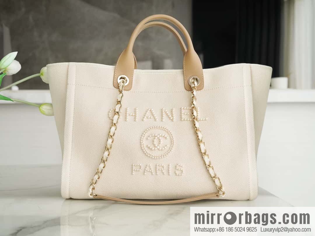 CHANEL pearl logo annual most beautiful embroidery beach bag A66941