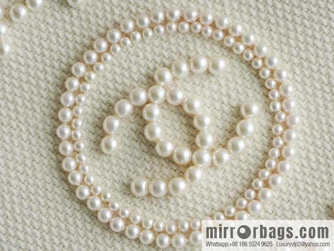 CHANEL pearl logo annual most beautiful embroidery beach bag A66941