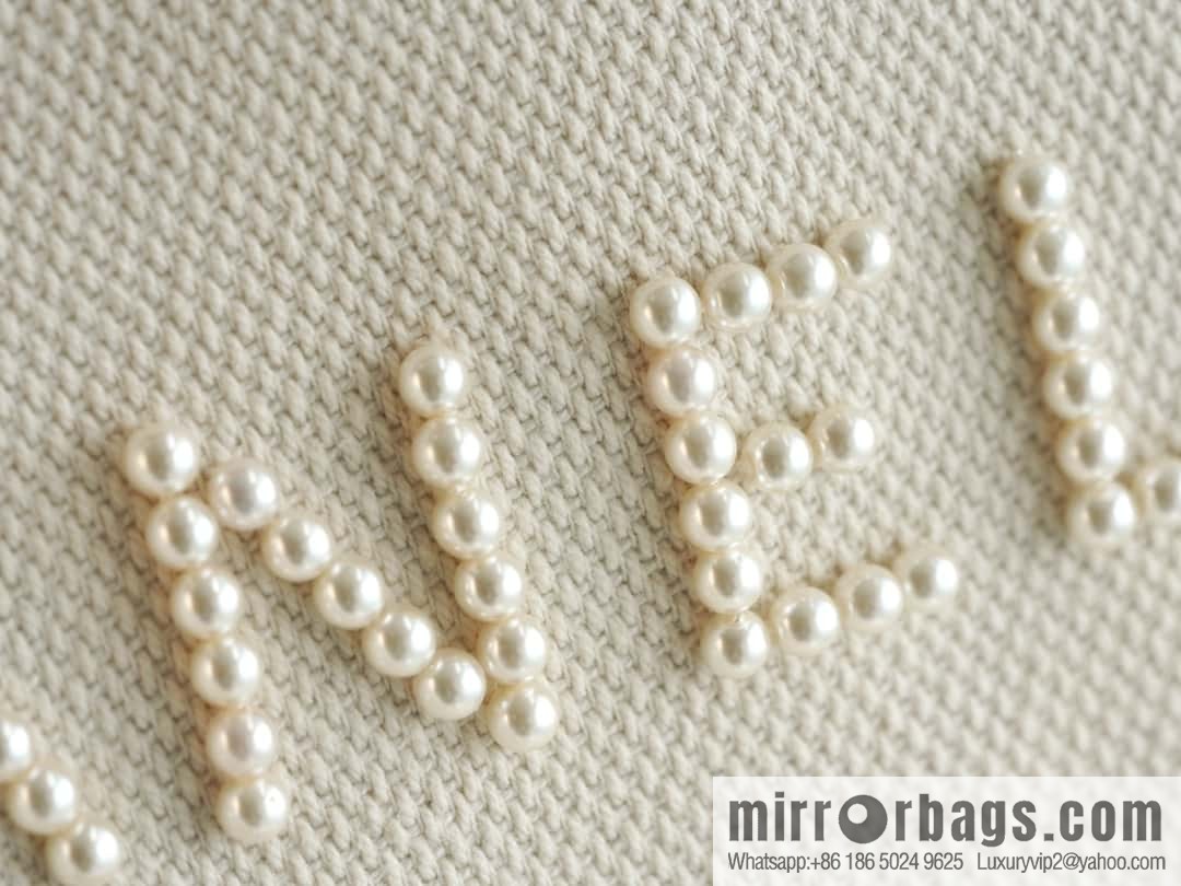 CHANEL pearl logo annual most beautiful embroidery beach bag A66941