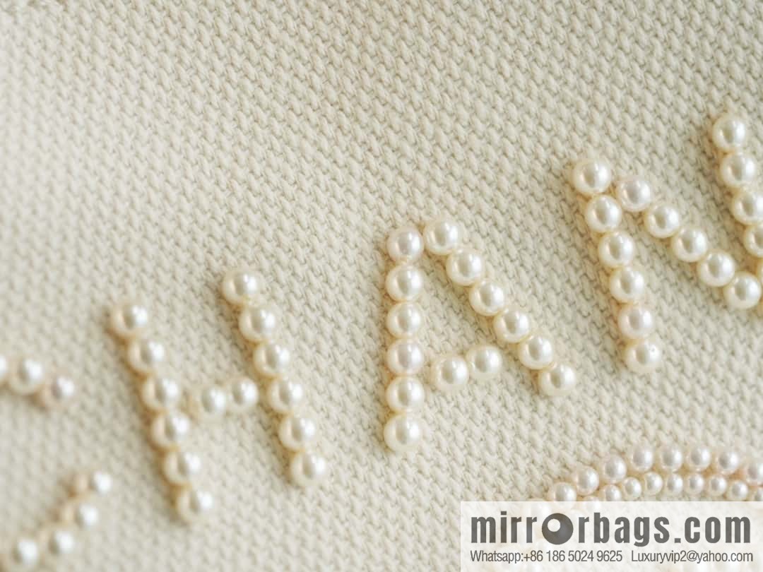 CHANEL pearl logo annual most beautiful embroidery beach bag A66941