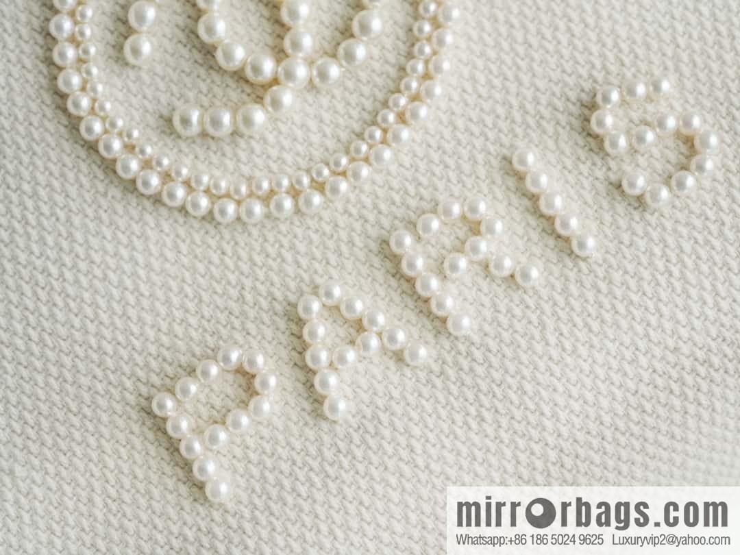 CHANEL pearl logo annual most beautiful embroidery beach bag A66941
