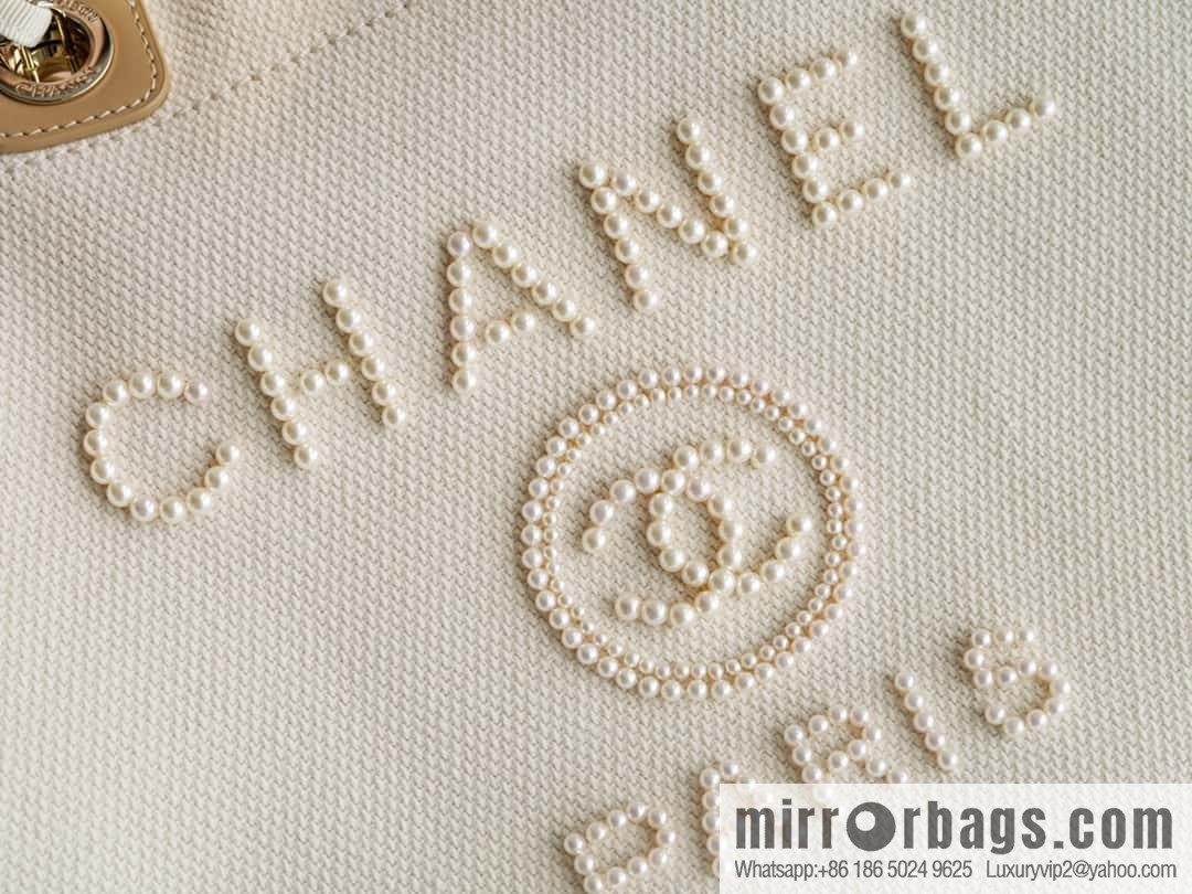CHANEL pearl logo annual most beautiful embroidery beach bag A66941