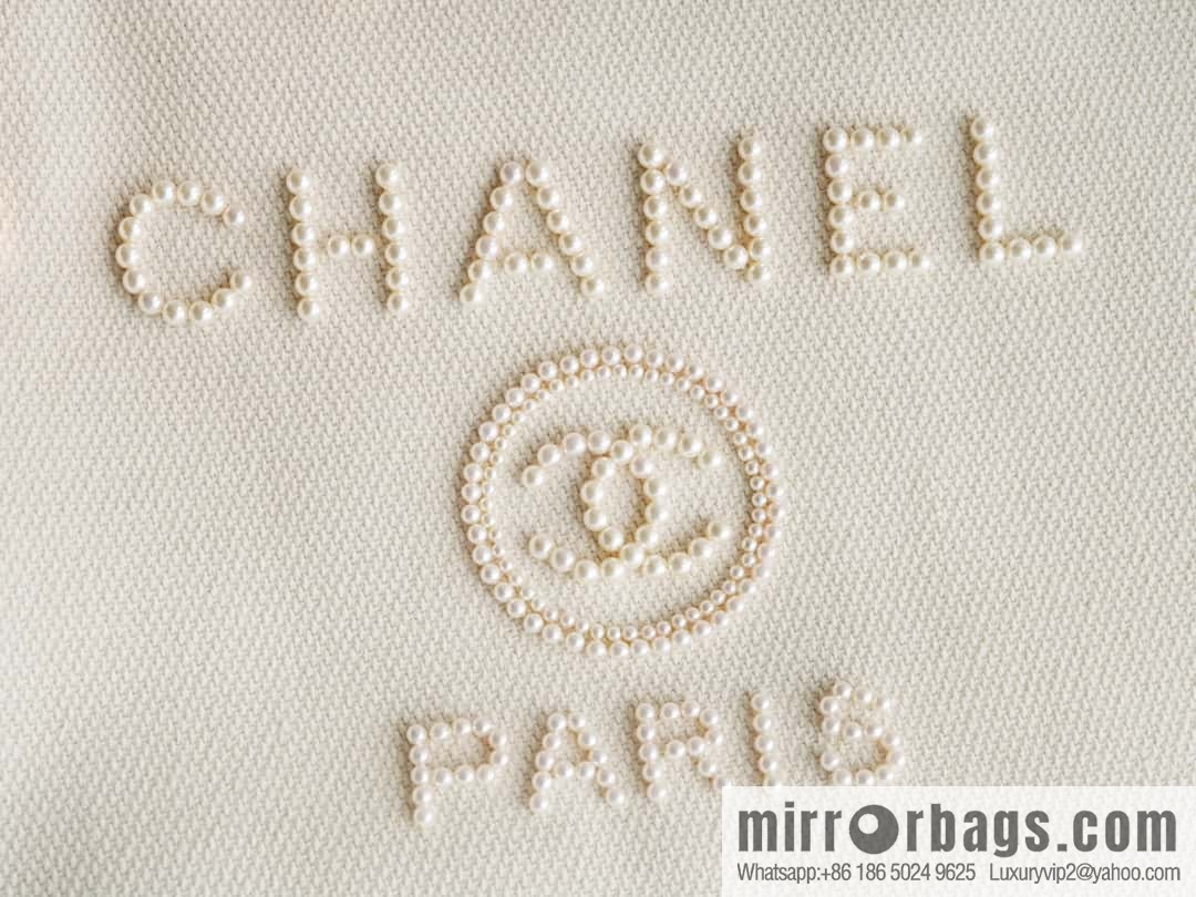 CHANEL pearl logo annual most beautiful embroidery beach bag A66941