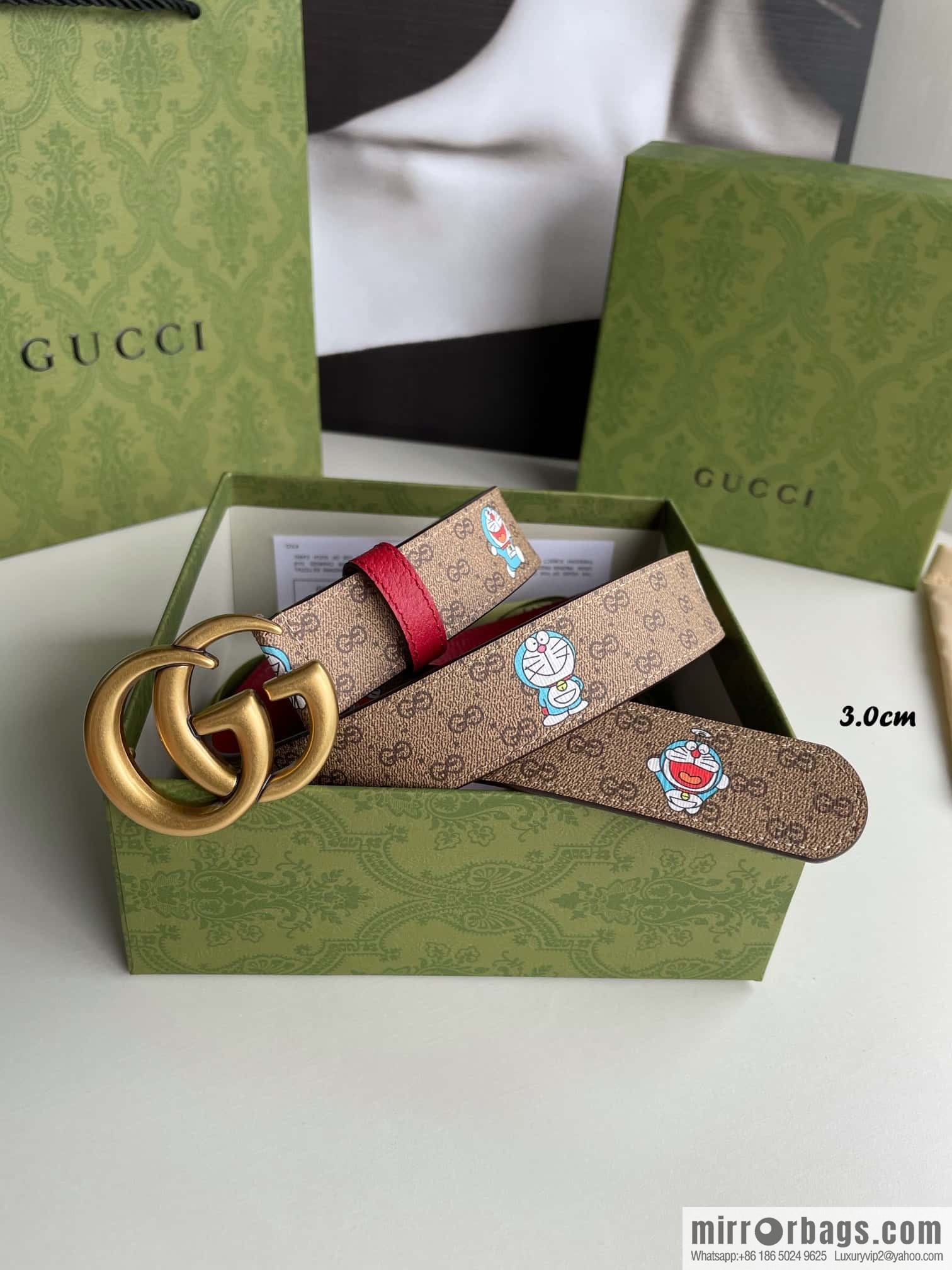 GUCCI Gucci, a collection of flowers and floral prints by artist Ken Scott, double G belt buckle 3.0cm belt