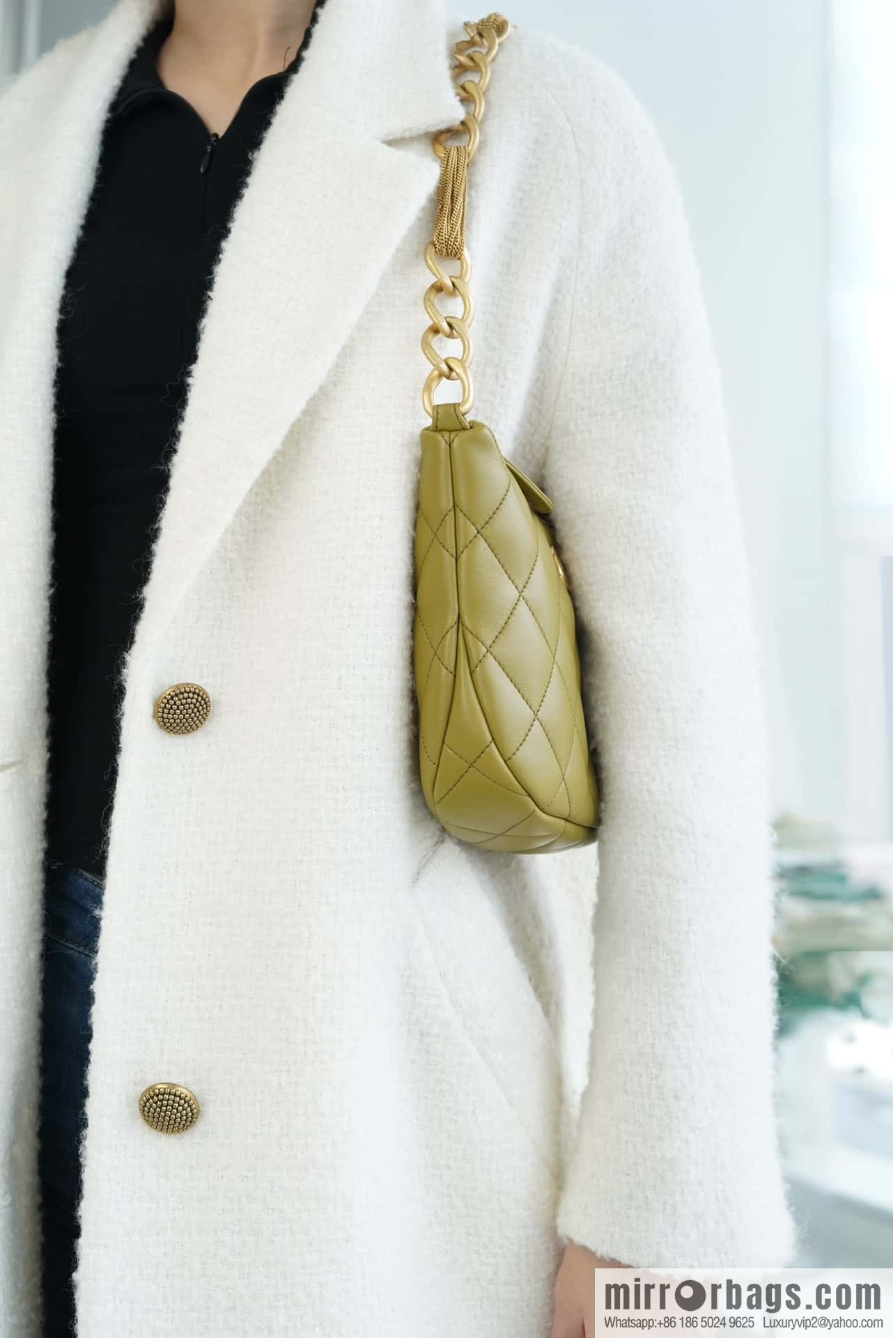 CHANEL 23A Handicraft Workshop HOBO Underarm Bag AS4220 Mustard Green