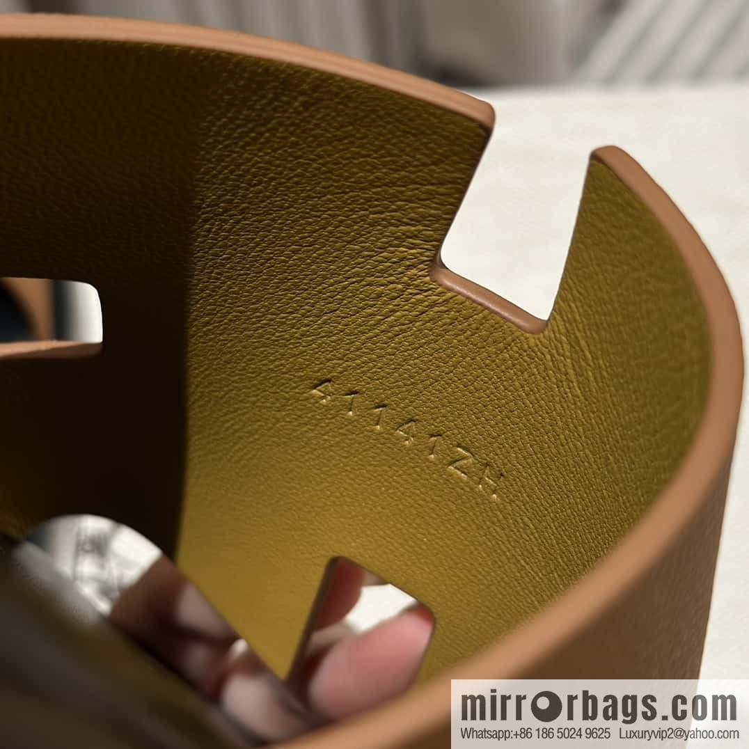 Hermès Men's Slippers