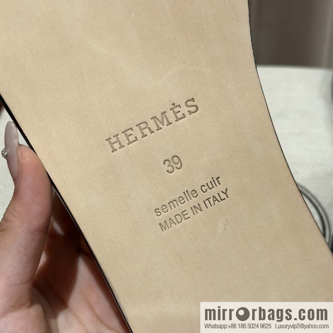 Hermès Men's Slippers