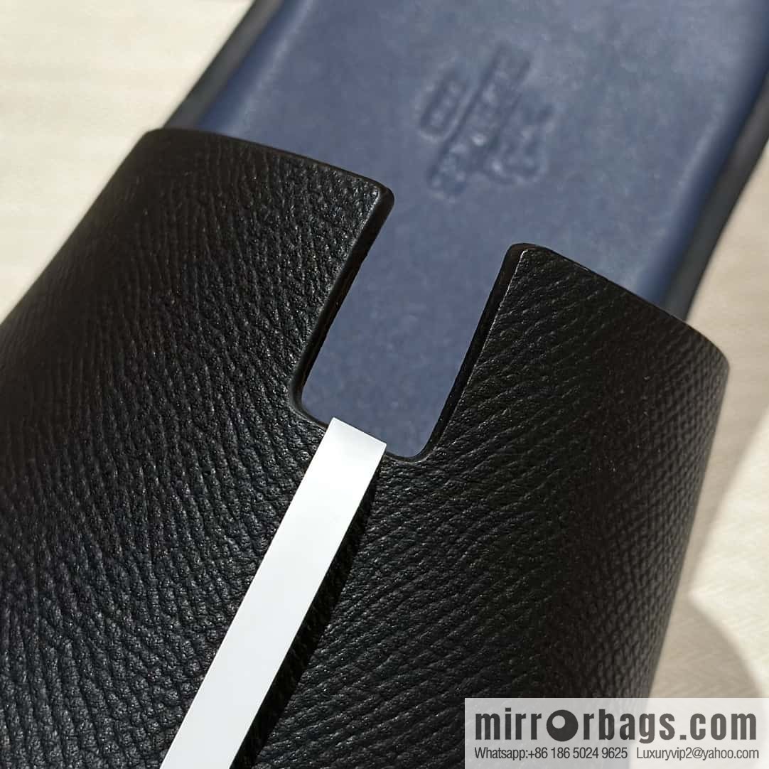 Hermès Men's Slippers