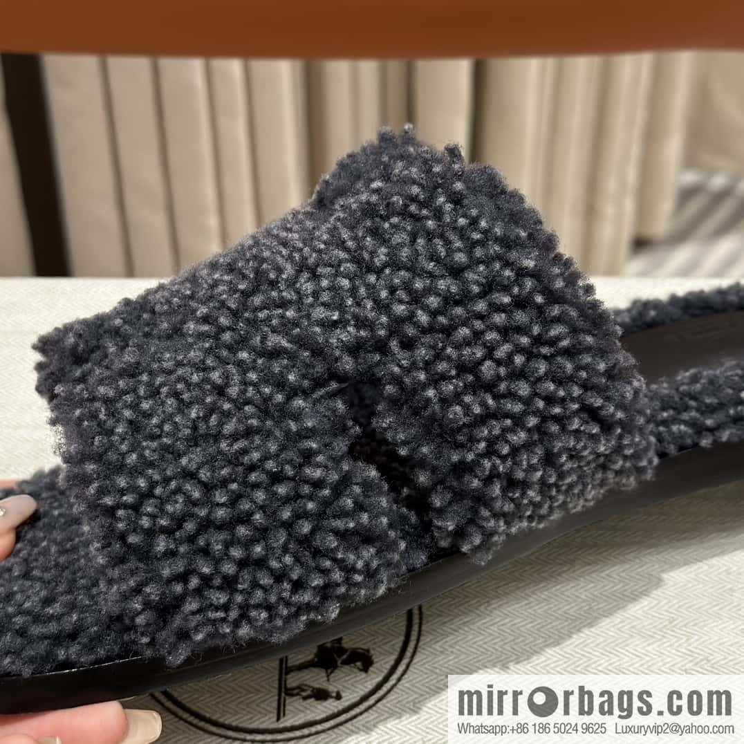 Hermès imported lamb wool lzmir series men's sandals