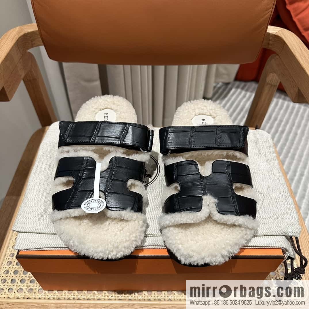 Hermès hairy trailing crocodile🐊