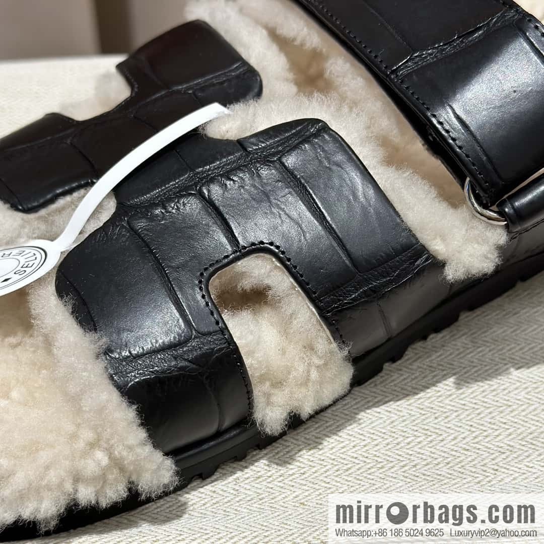 Hermès hairy trailing crocodile🐊