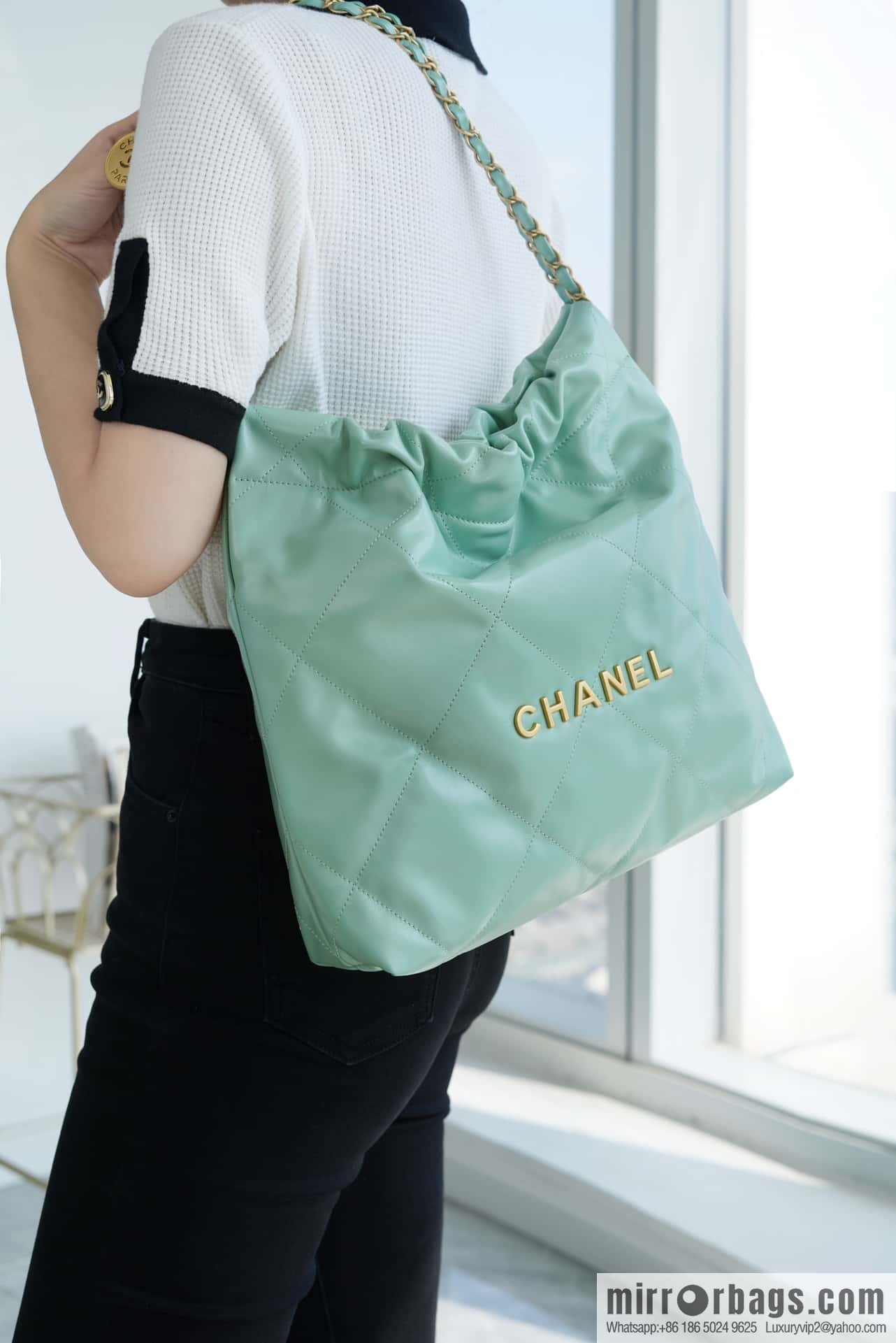 CHANEL 23c new 22 handbag AS3260 mint green 🌿 genuine tail leather small