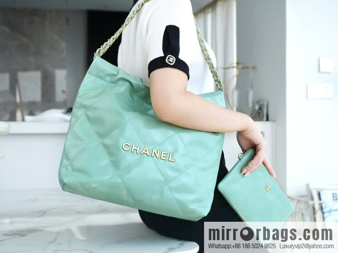 CHANEL 23c new 22 handbag AS3260 mint green 🌿 genuine tail leather small