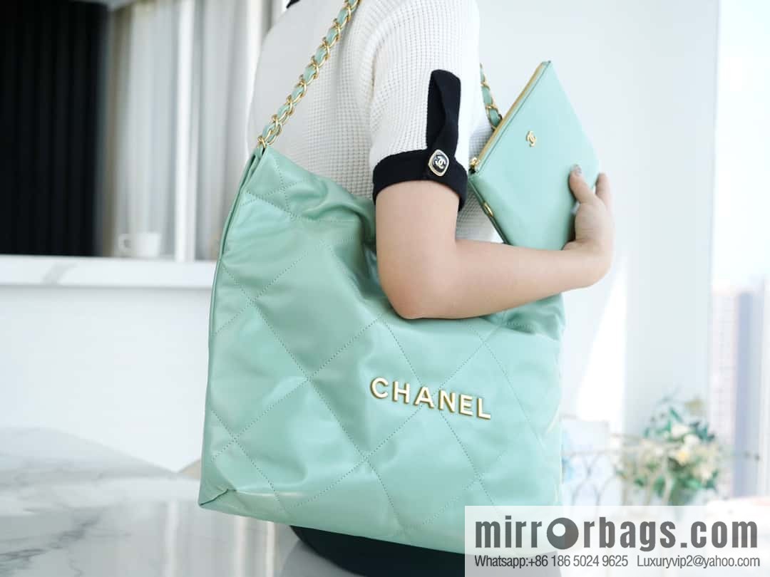 CHANEL 23c new 22 handbag AS3260 mint green 🌿 genuine tail leather small