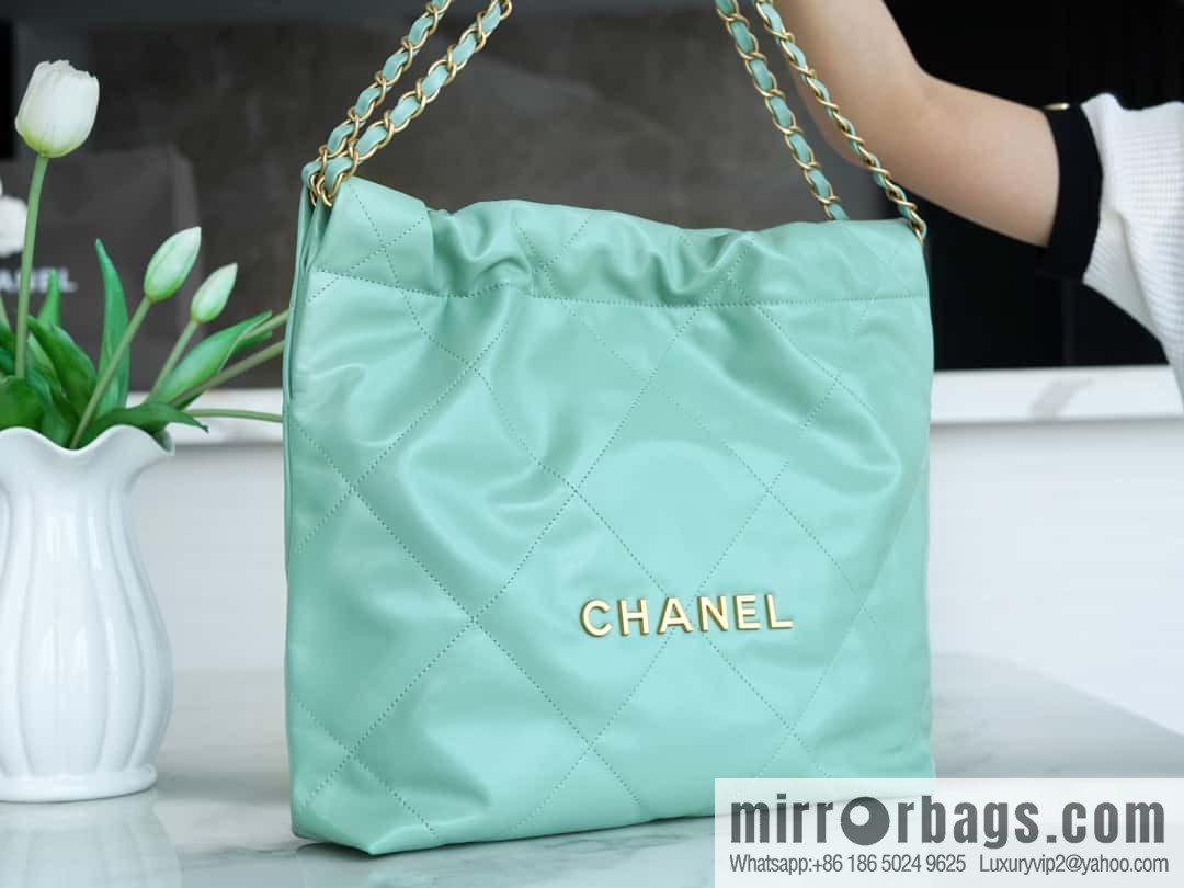 CHANEL 23c new 22 handbag AS3260 mint green 🌿 genuine tail leather small
