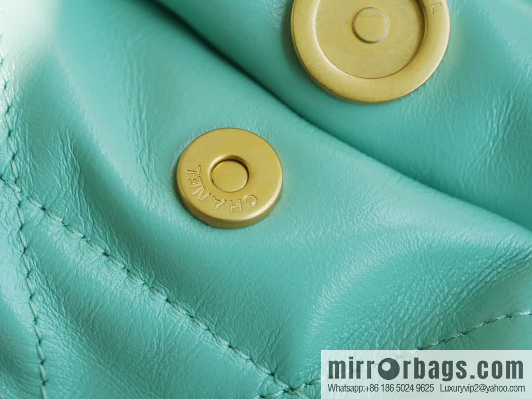 CHANEL 23c new 22 handbag AS3260 mint green 🌿 genuine tail leather small