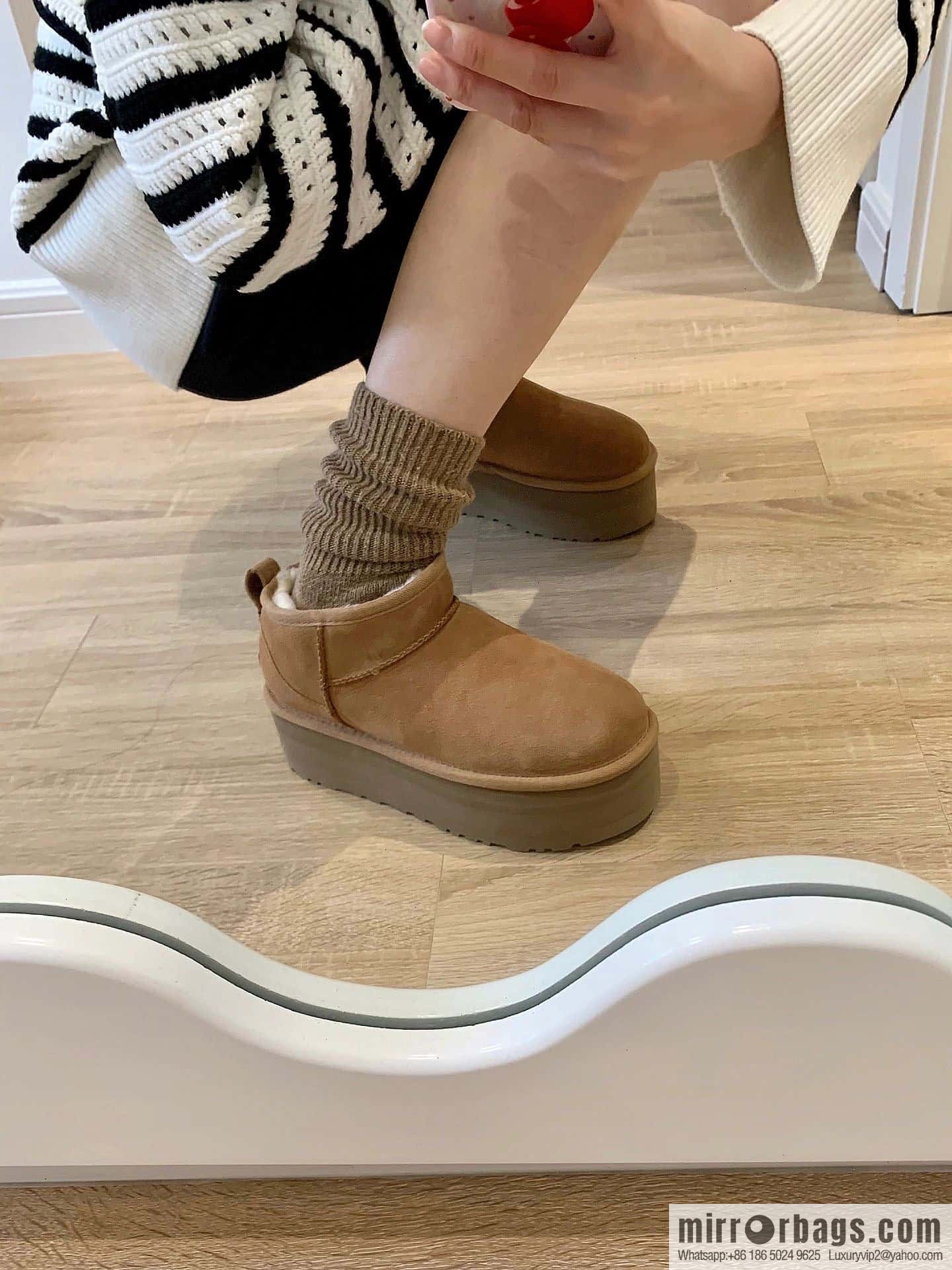 UGG autumn and winter thick-soled mini fluffy snow boots